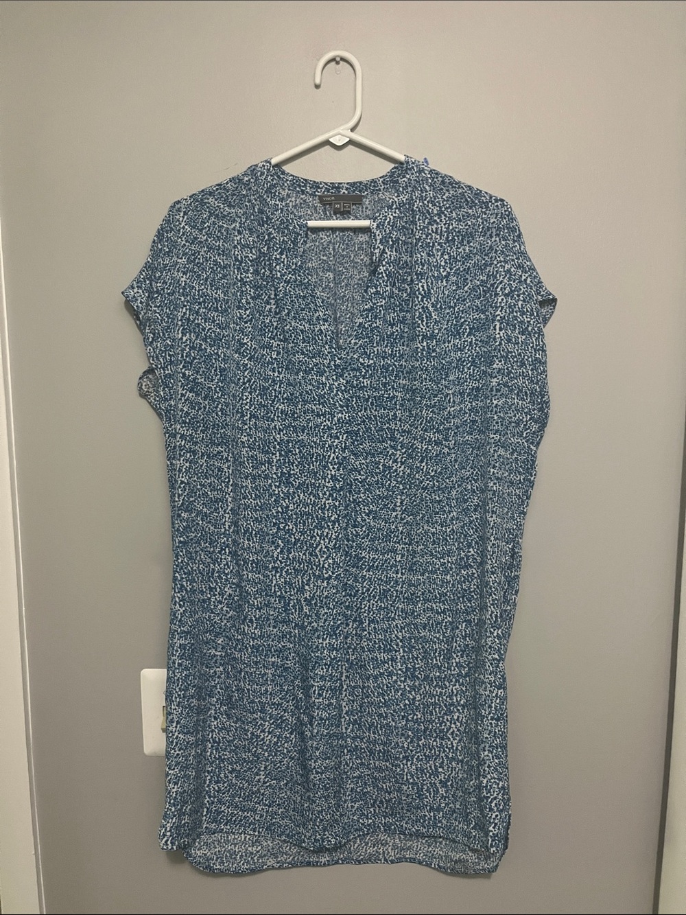 Vince 100% Silk Blue and White Dress *flawed